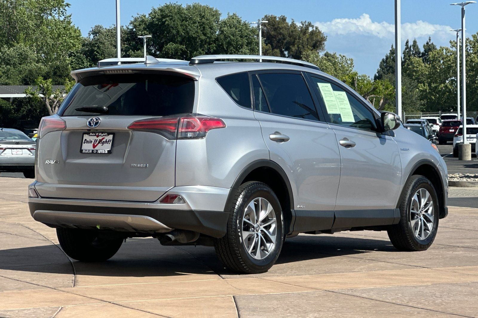 2018 Toyota RAV4 Hybrid LE