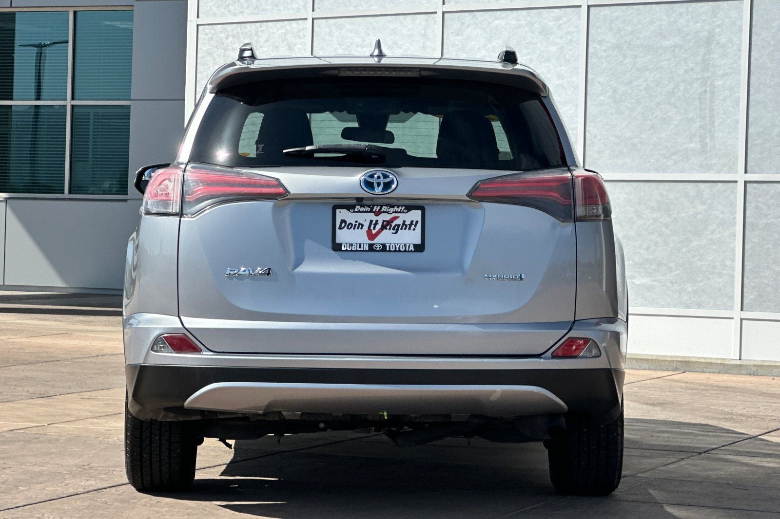 2018 Toyota RAV4 Hybrid LE