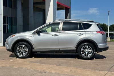 2018 Toyota RAV4 Hybrid LE