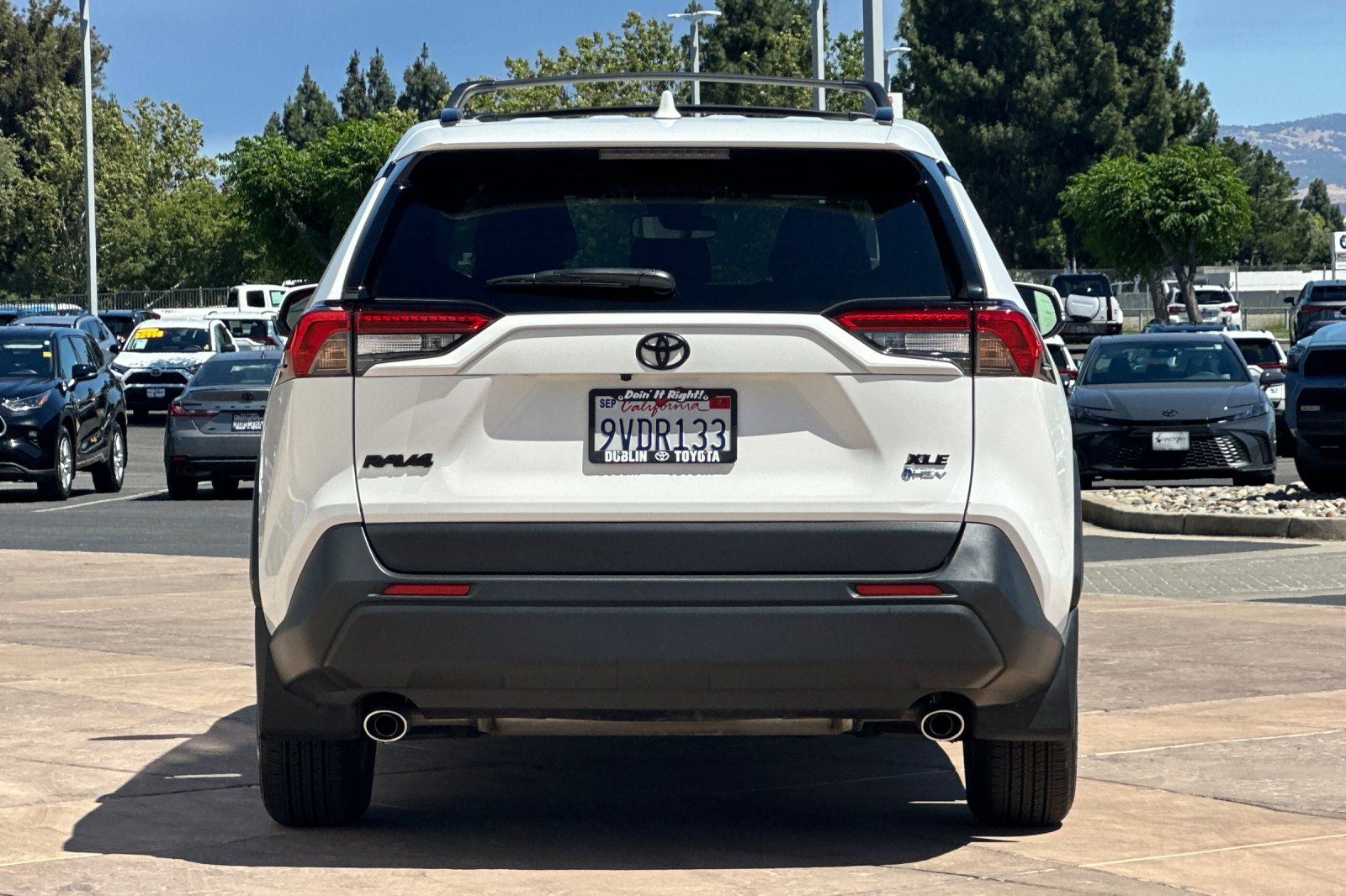 2025 Toyota RAV4 Hybrid XLE