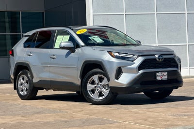 2025 Toyota RAV4 Hybrid XLE