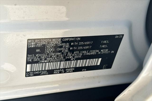 2025 Toyota RAV4 Hybrid XLE
