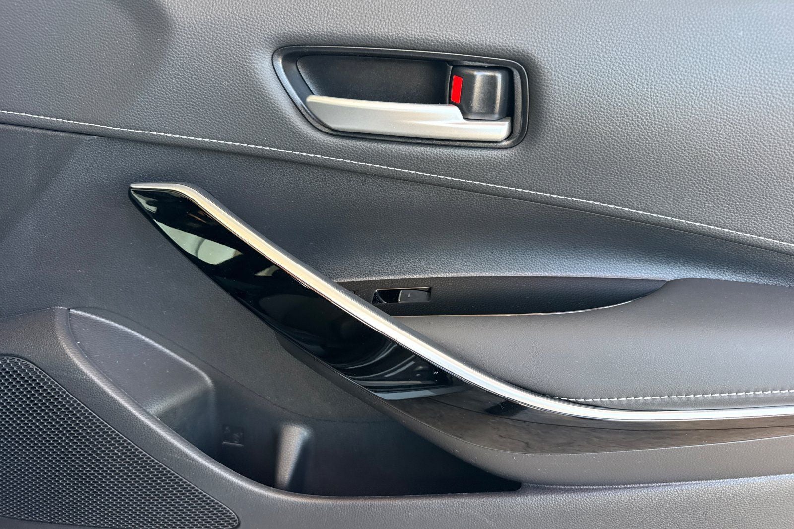 2022 Toyota Corolla Hatchback XSE