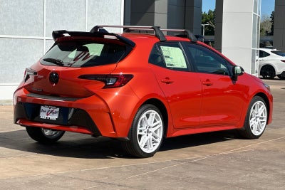 2026 Toyota Corolla Hatchback SE
