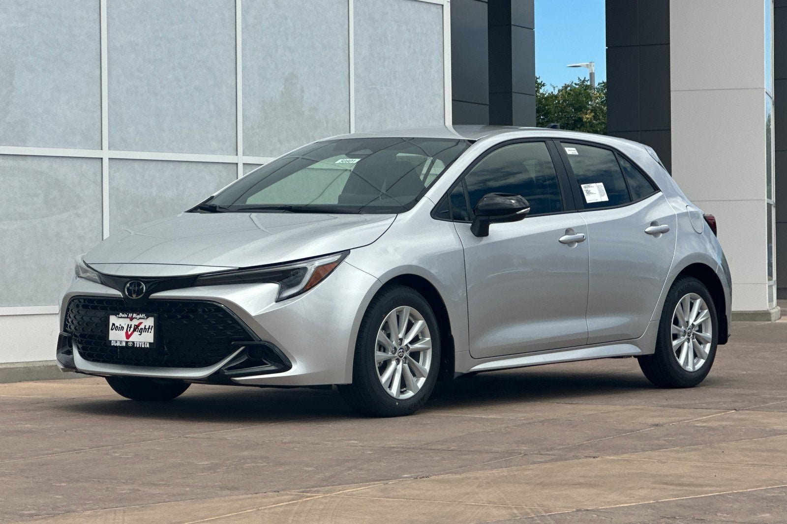 2026 Toyota Corolla Hatchback SE