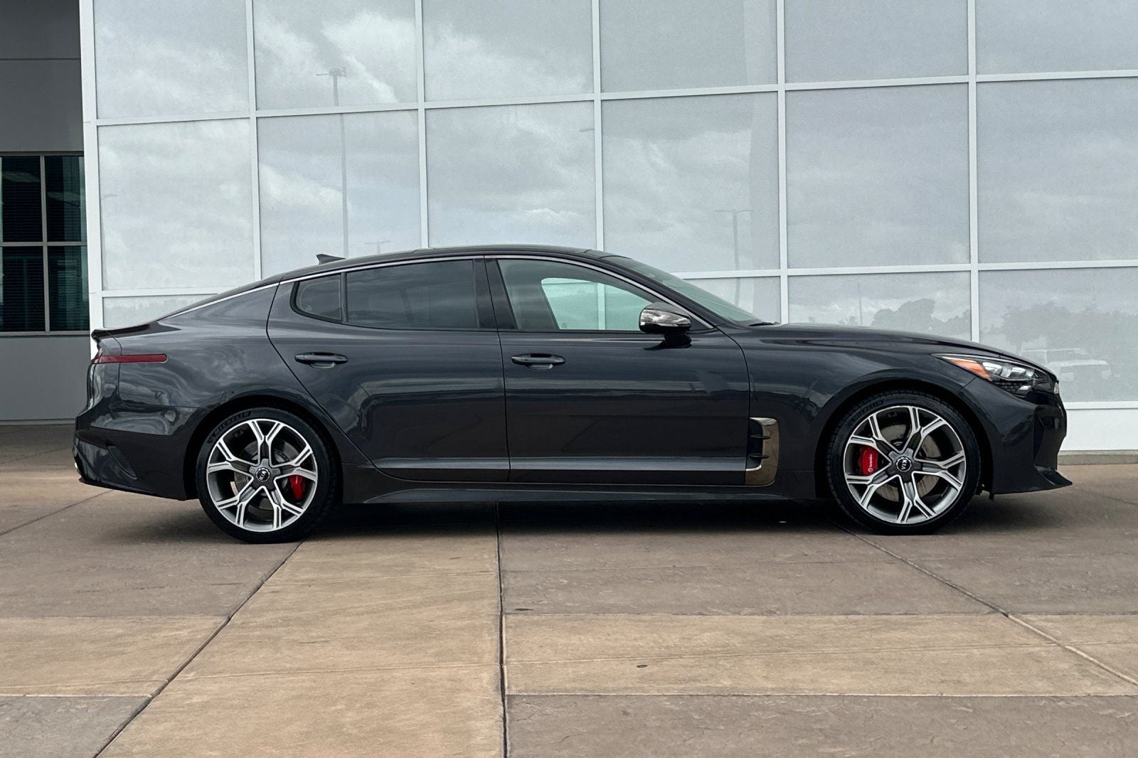 2019 Kia Stinger GT2