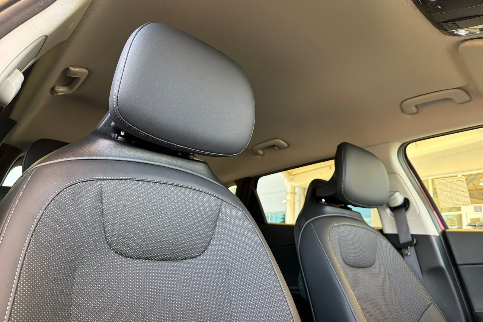 2024 Kia EV6 Light