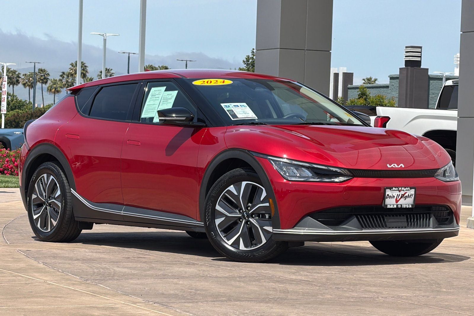 2024 Kia EV6 Light