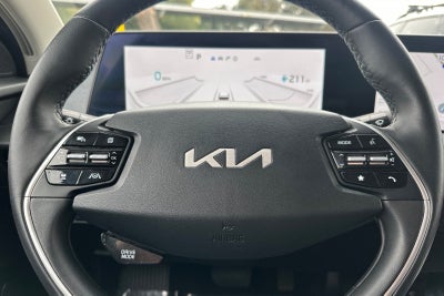 2024 Kia EV6 Light