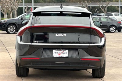 2024 Kia EV6 Light