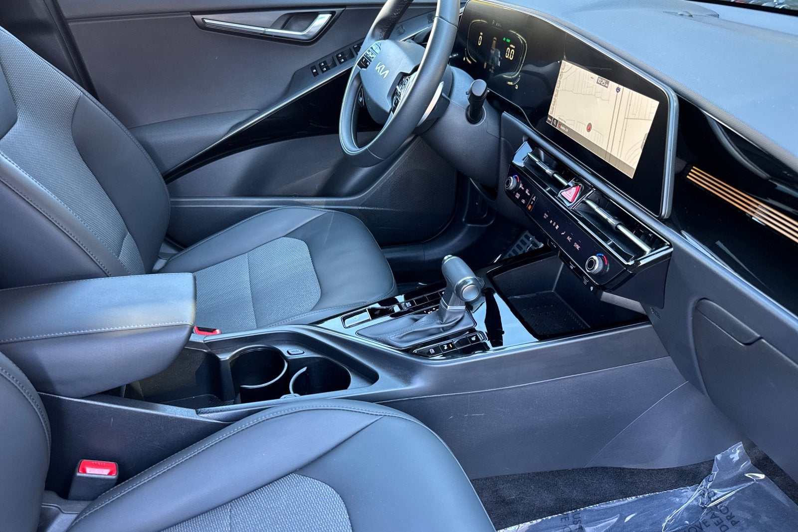 2024 Kia Niro EX Touring