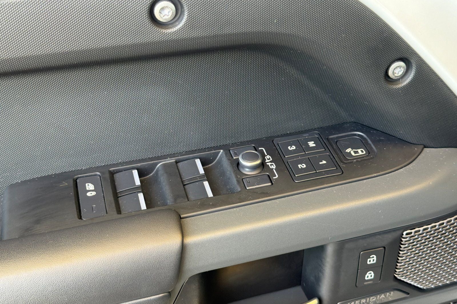2021 Land Rover Defender 110 X-Dynamic HSE