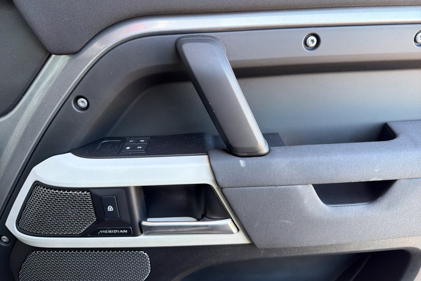 2023 Land Rover Defender 110 S