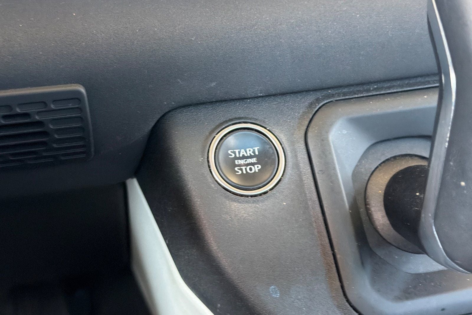 2023 Land Rover Defender 110 S