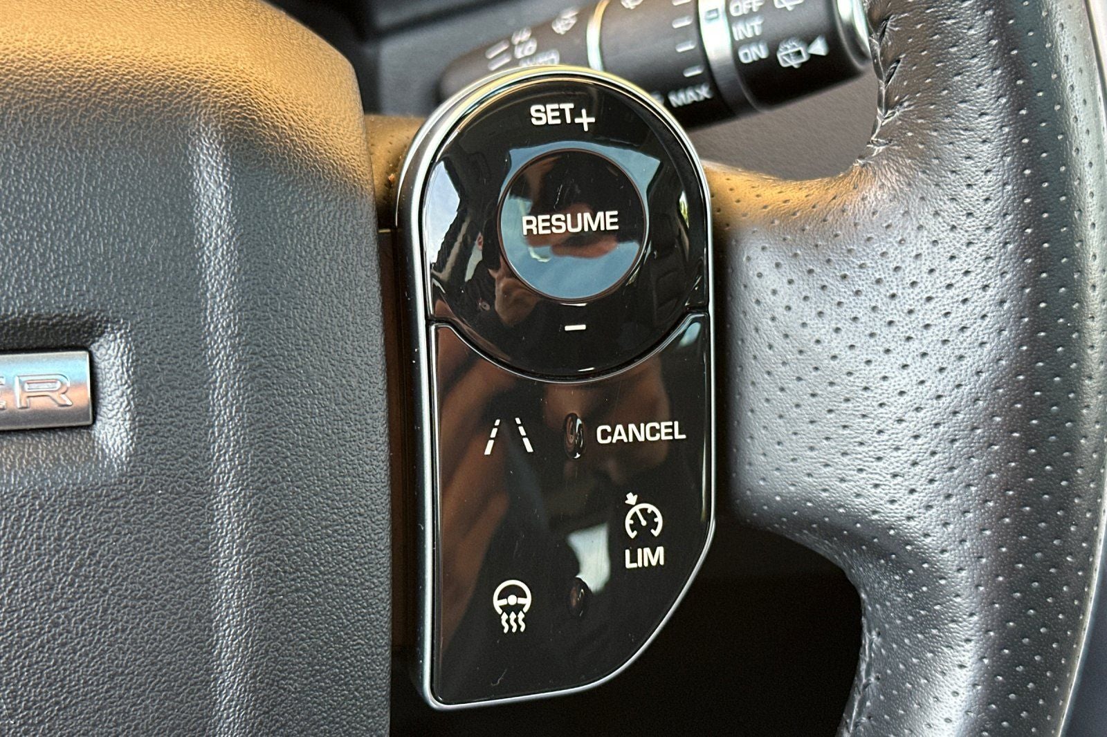 2018 Land Rover Range Rover Sport SE