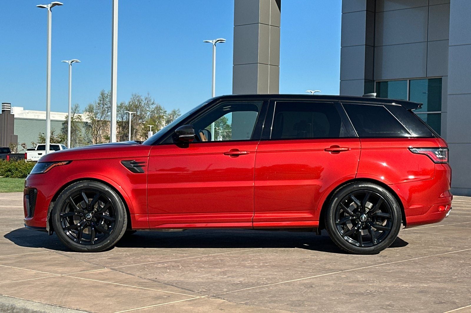 2022 Land Rover Range Rover Sport SVR