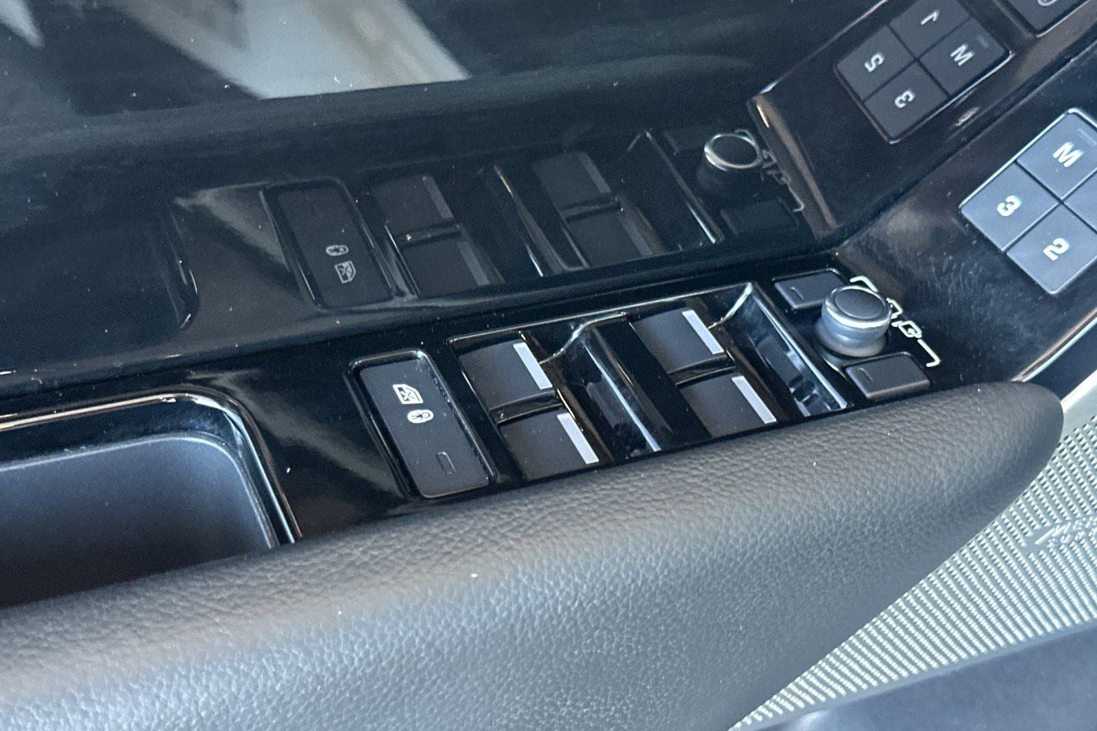 2020 Land Rover Range Rover Velar R-Dynamic S