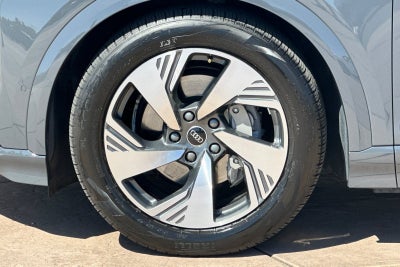 2025 Audi Q6 e-tron Prestige quattro