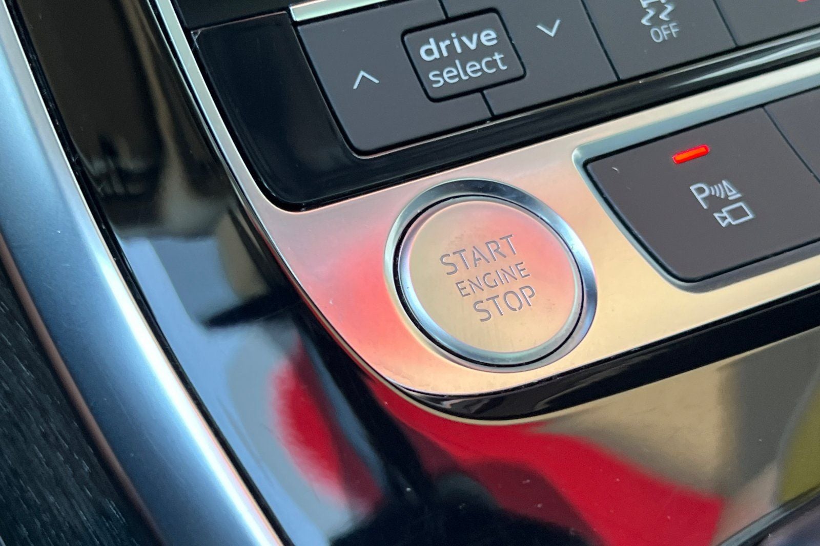 2020 Audi Q7 45 Premium Plus quattro