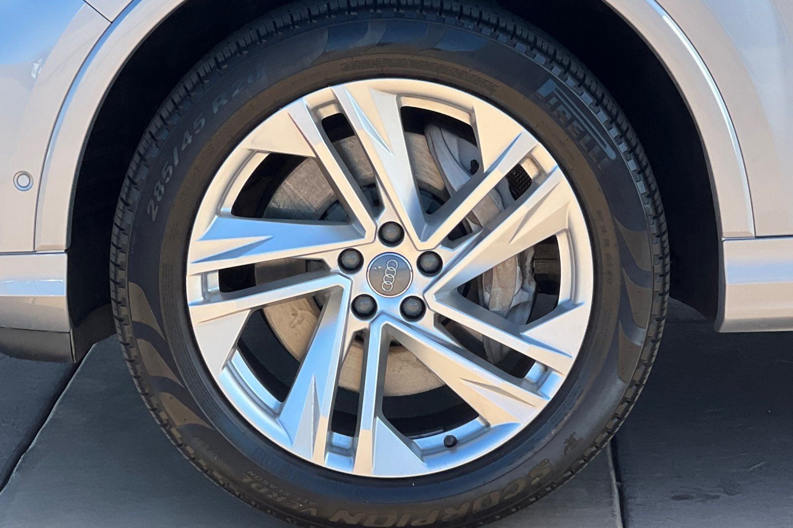 2020 Audi Q7 45 Premium Plus quattro