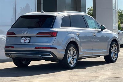 2020 Audi Q7 45 Premium Plus quattro