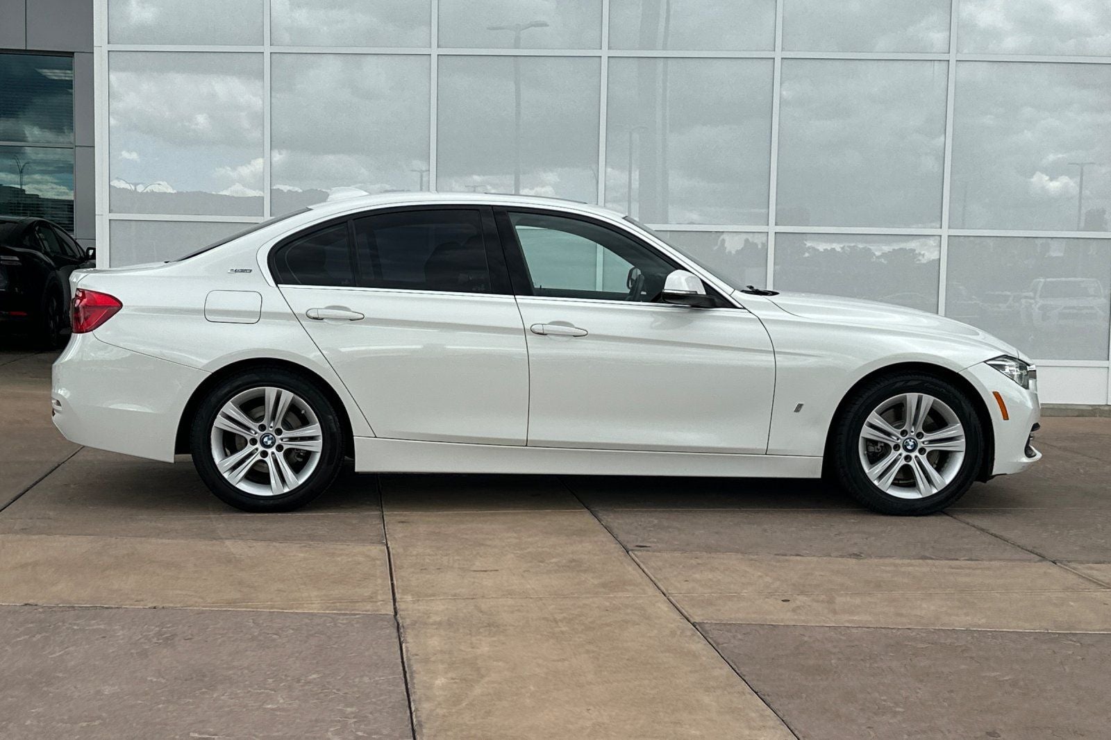 2018 BMW 3 Series 330e iPerformance