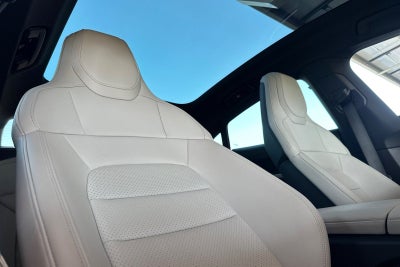 2022 Porsche Taycan Base