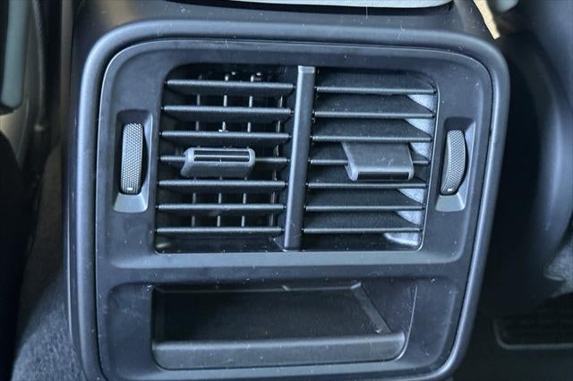 2022 Porsche Taycan Base