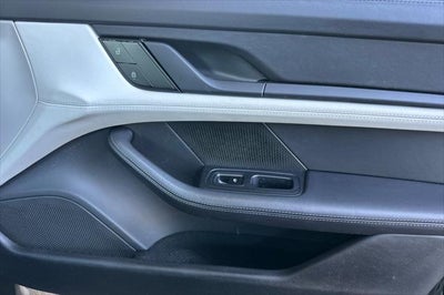 2022 Porsche Taycan Base