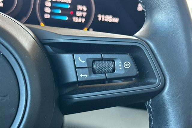 2022 Porsche Taycan Base