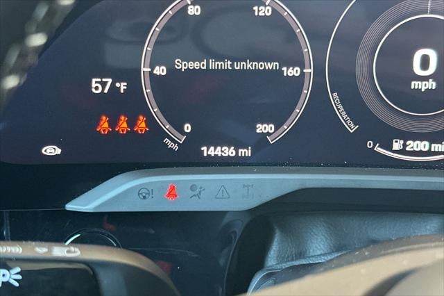 2022 Porsche Taycan Base