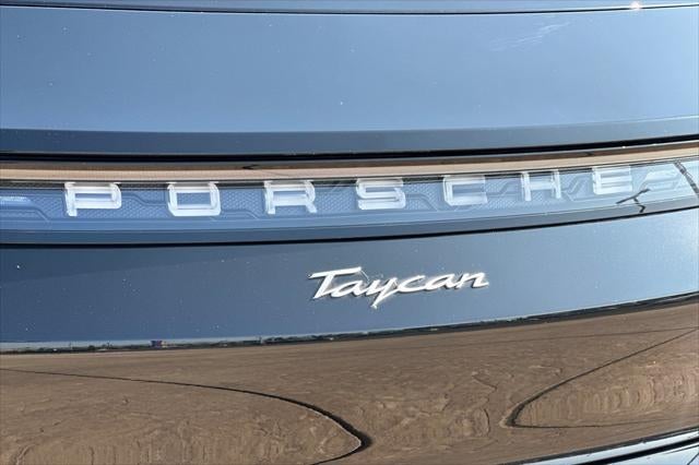 2022 Porsche Taycan Base