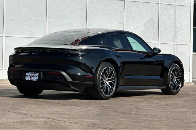 2022 Porsche Taycan Base