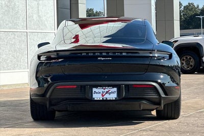 2022 Porsche Taycan Base