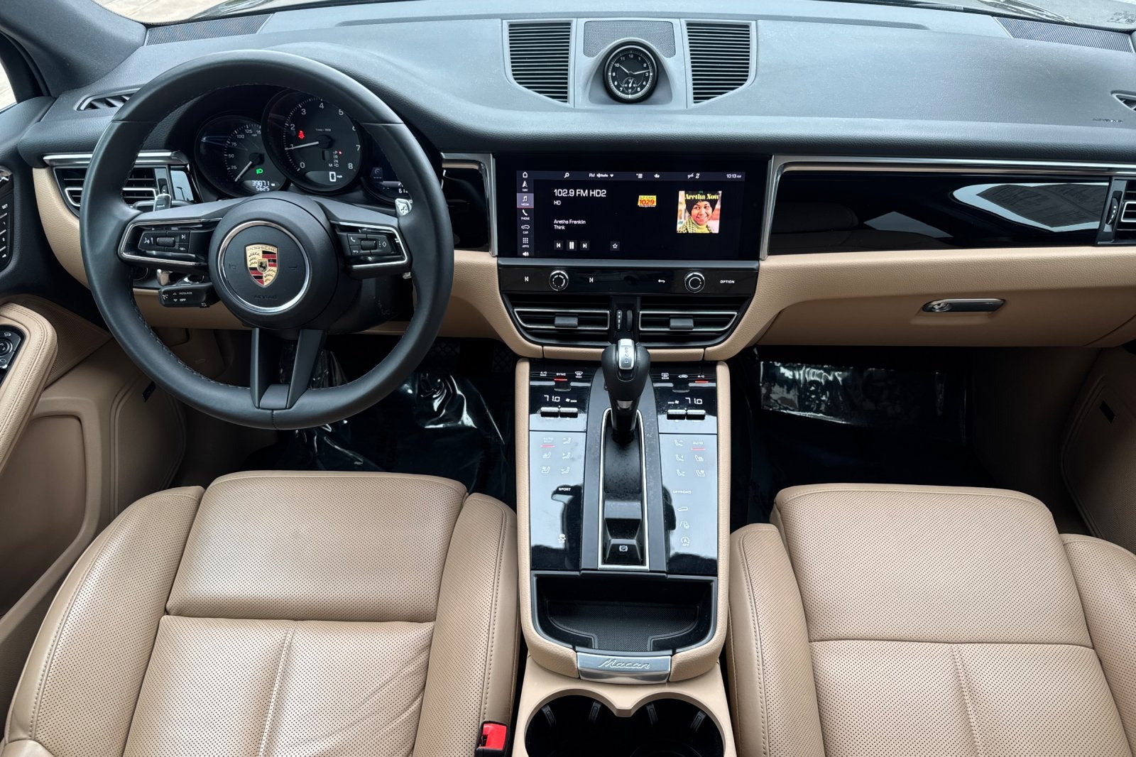 2022 Porsche Macan Base