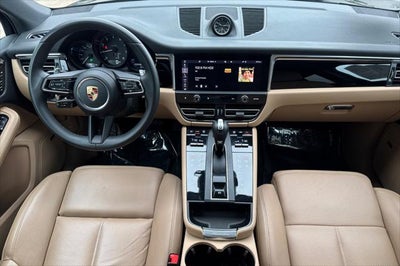 2022 Porsche Macan Base