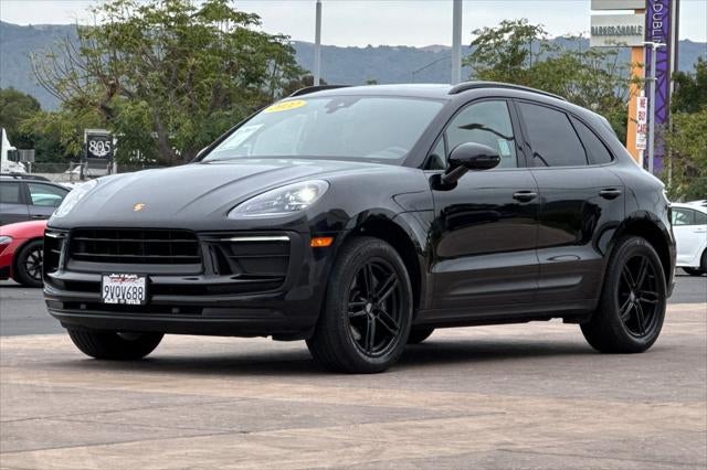 2022 Porsche Macan Base