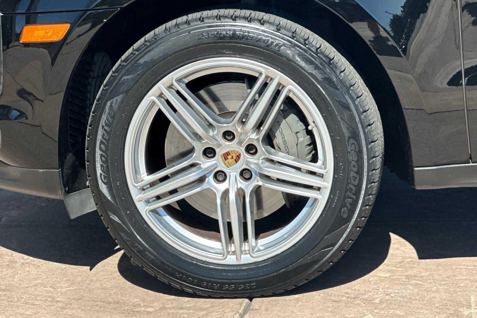 2019 Porsche Macan S