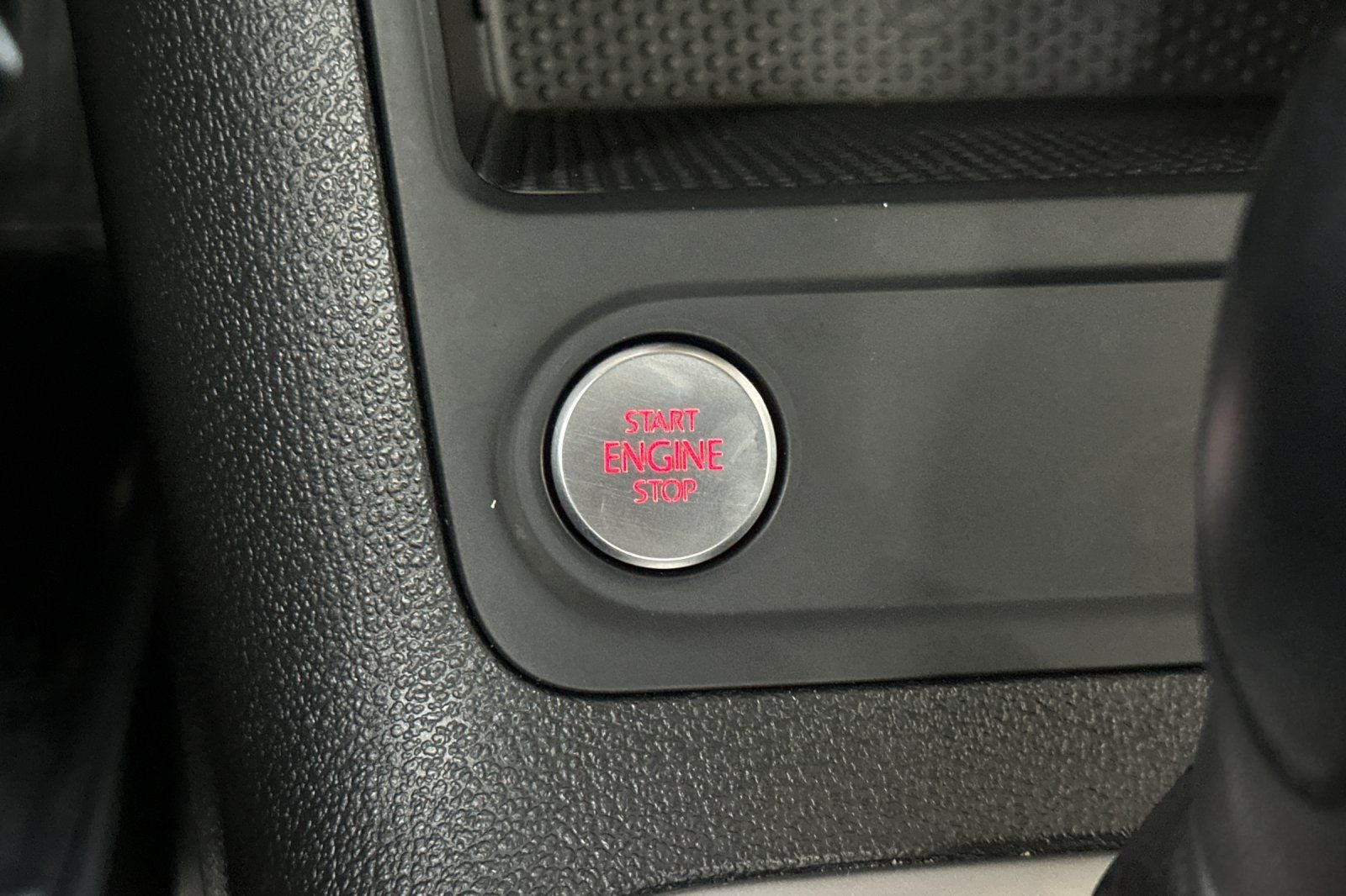 2017 Volkswagen Tiguan 2.0T S 4Motion