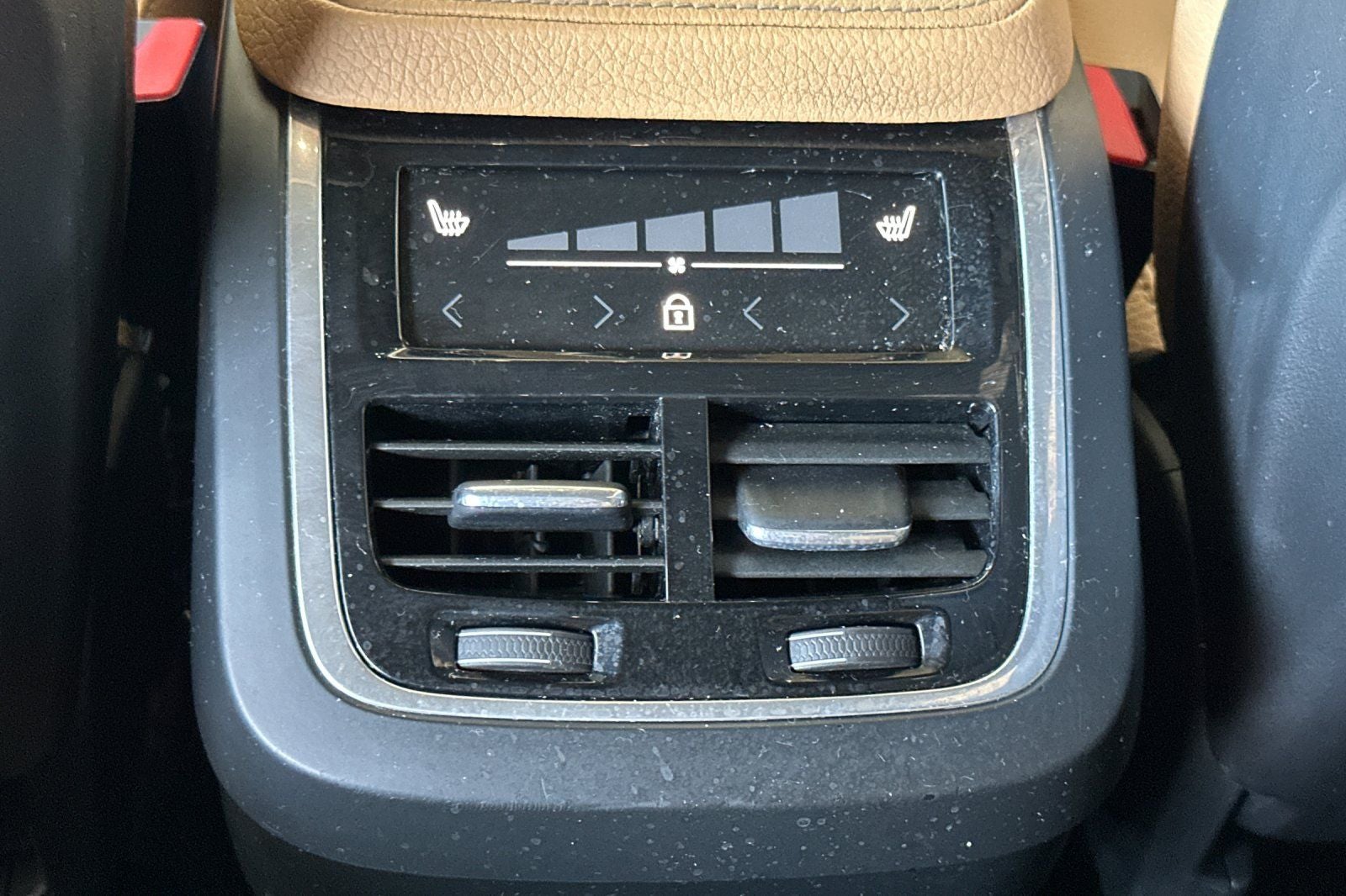 2019 Volvo XC90 T6 Momentum