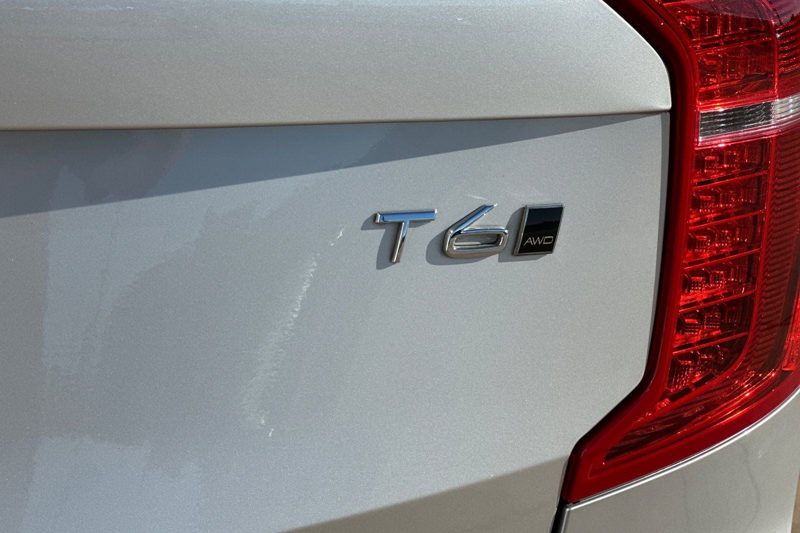 2019 Volvo XC90 T6 Momentum