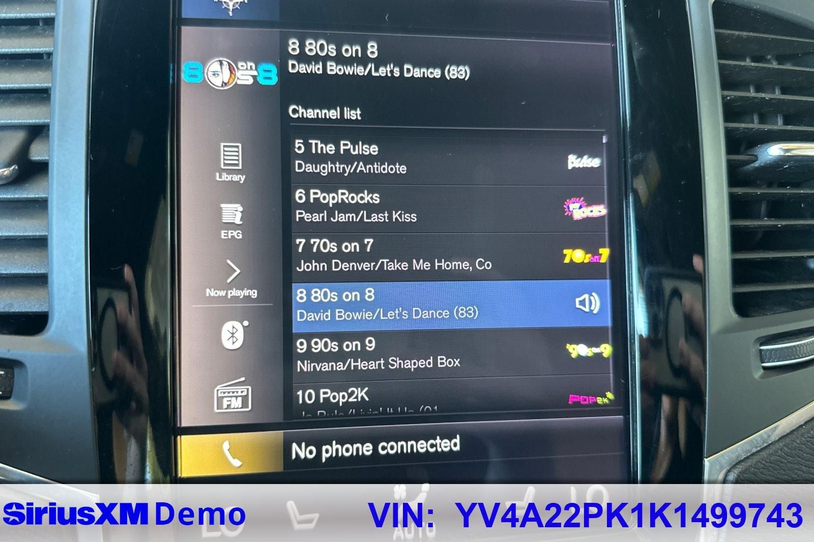 2019 Volvo XC90 T6 Momentum