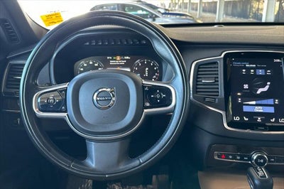 2019 Volvo XC90 T6 Momentum