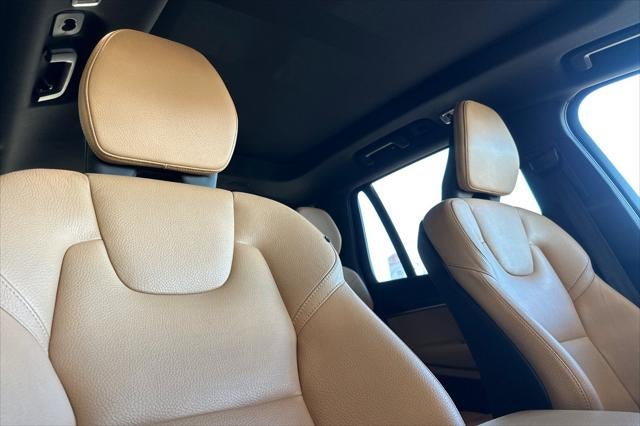 2019 Volvo XC90 T6 Momentum
