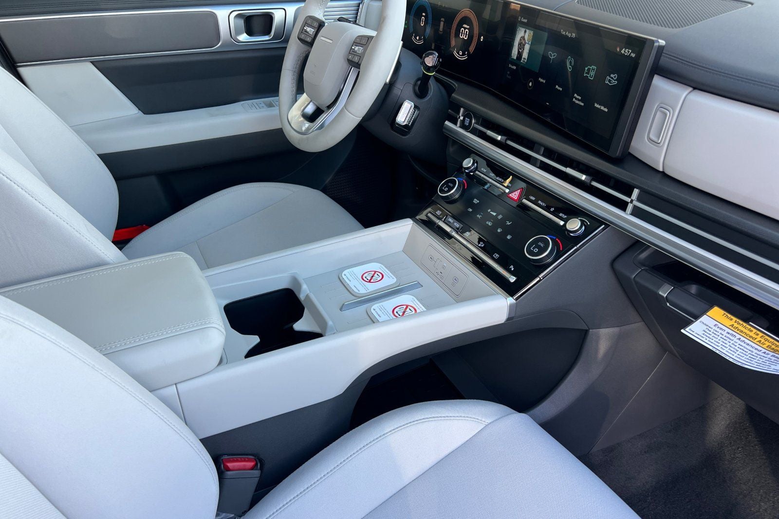 2027 Hyundai Santa Fe Hybrid SE