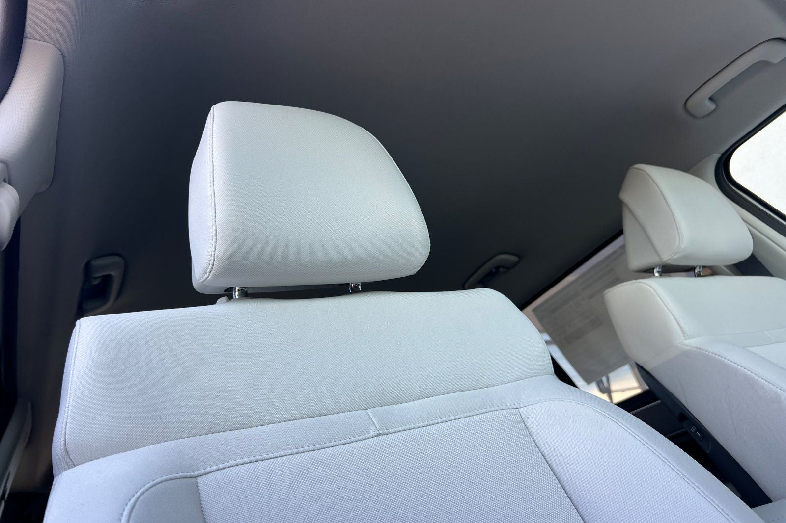 2027 Hyundai Santa Fe Hybrid SE