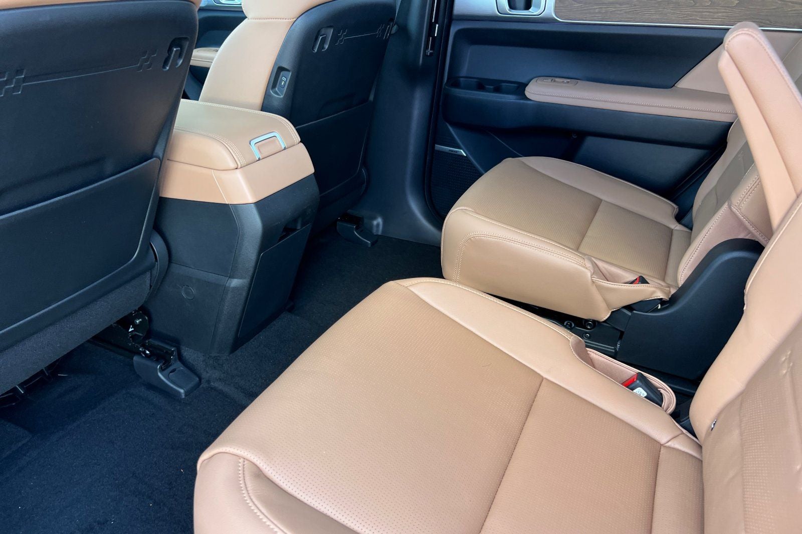 2027 Hyundai Santa Fe Hybrid Limited