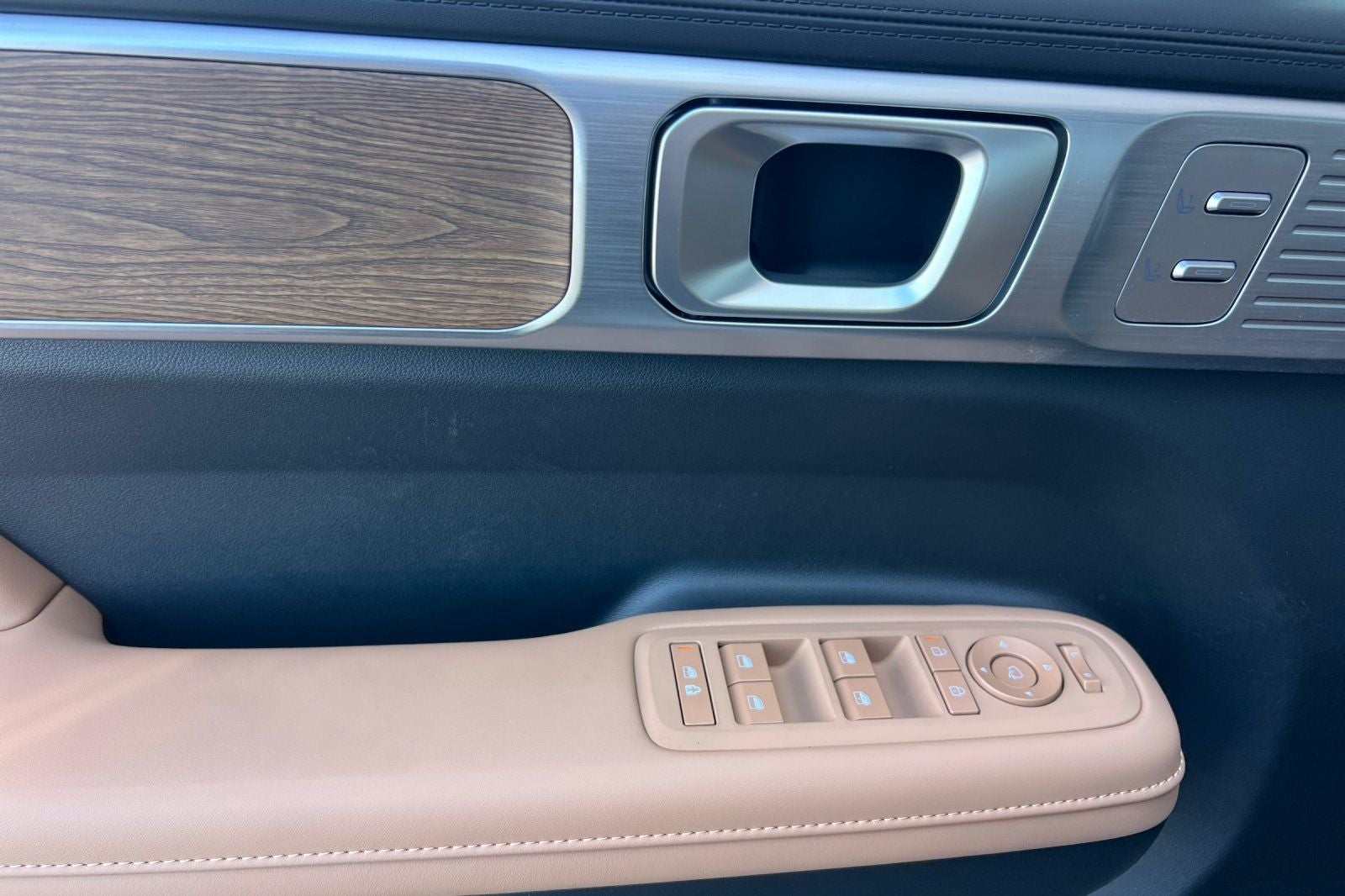 2027 Hyundai Santa Fe Hybrid Limited