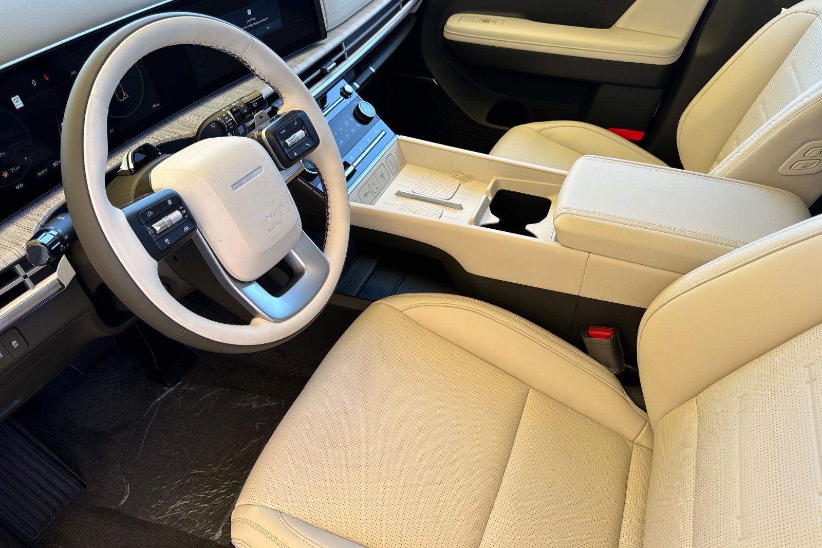 2025 Hyundai SANTA FE HYBRID Calligraphy