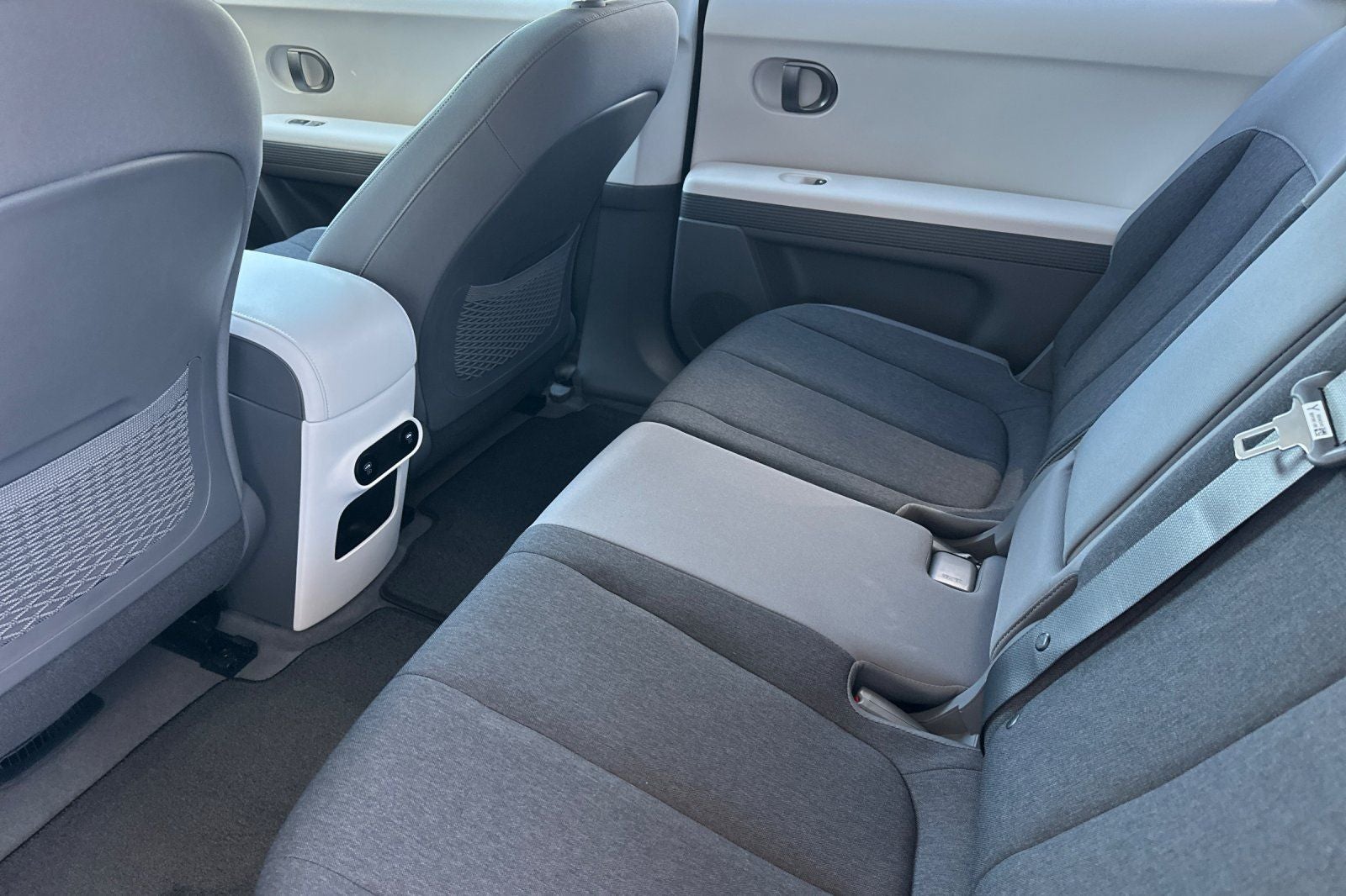 2026 Hyundai IONIQ 5 SE